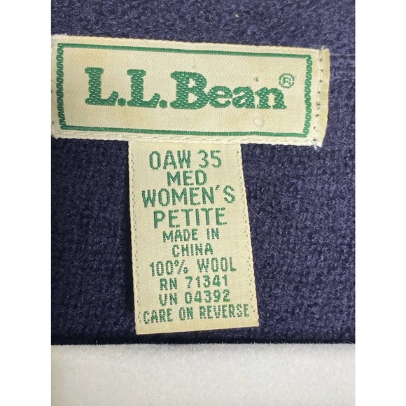 Vintage L.L. Bean Navy Blue Wool Blazer Jacket Petitie Medium - Picture 2 of 4